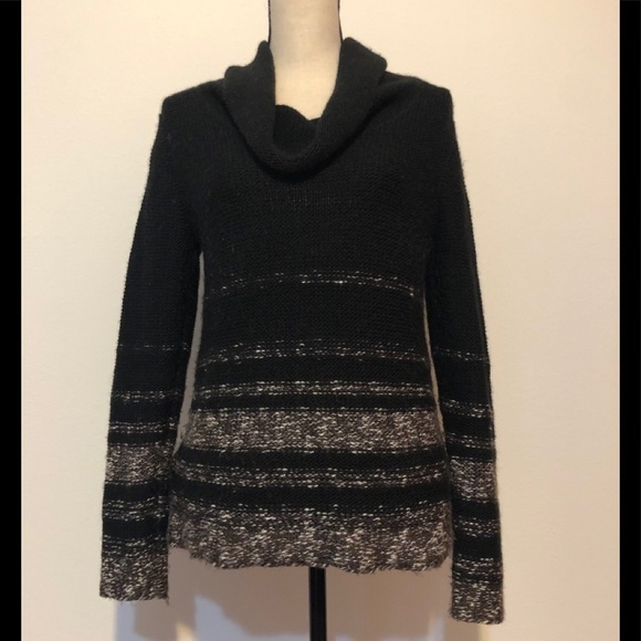 3/$25🎈LOFT black wool sweater - Picture 1 of 6